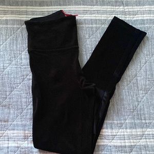 Spanx Faux velvet legging